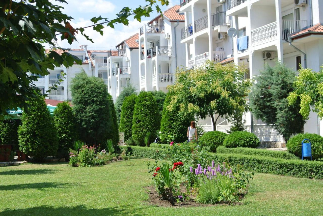 Bravo 5 Holiday Home Солнечный берег Экстерьер фото