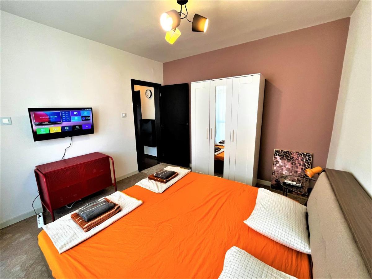 Bravo 5 Holiday Home Солнечный берег Экстерьер фото