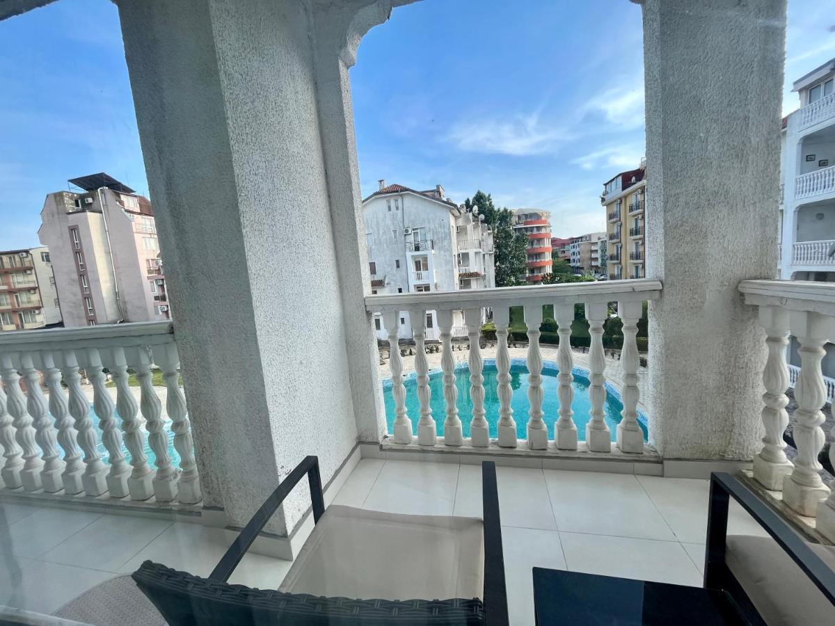 Bravo 5 Holiday Home Солнечный берег Экстерьер фото