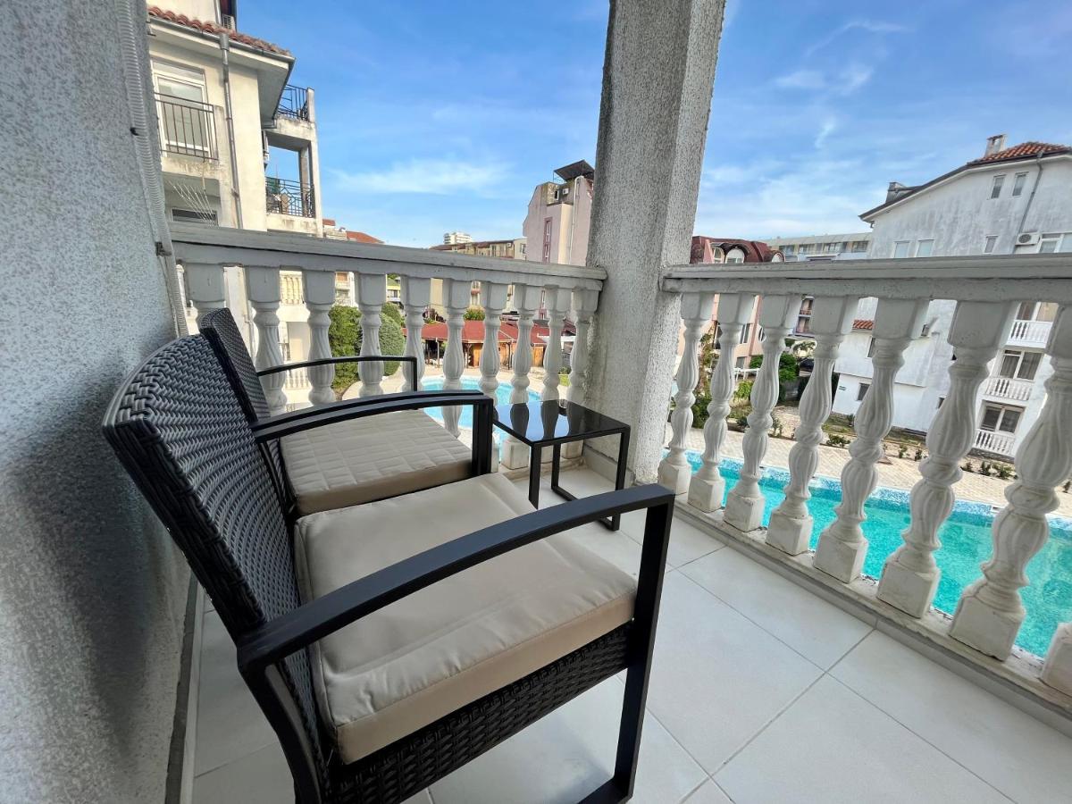 Bravo 5 Holiday Home Солнечный берег Экстерьер фото