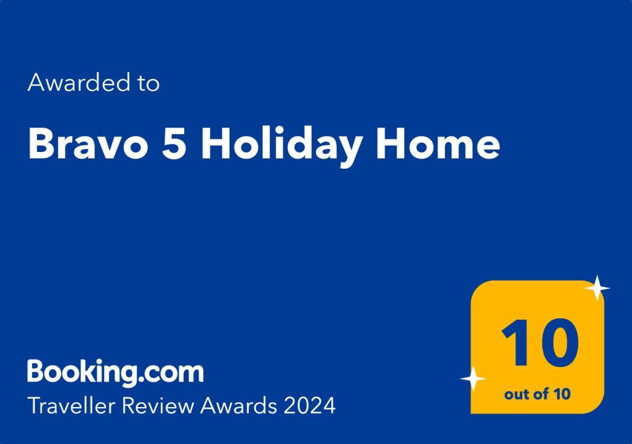 Bravo 5 Holiday Home Солнечный берег Экстерьер фото